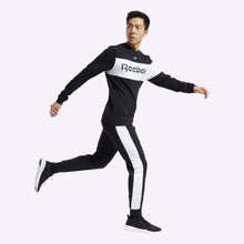 Load image into Gallery viewer, Reebok - Men's Training Essentials Linear Logo Joggers - BLACK